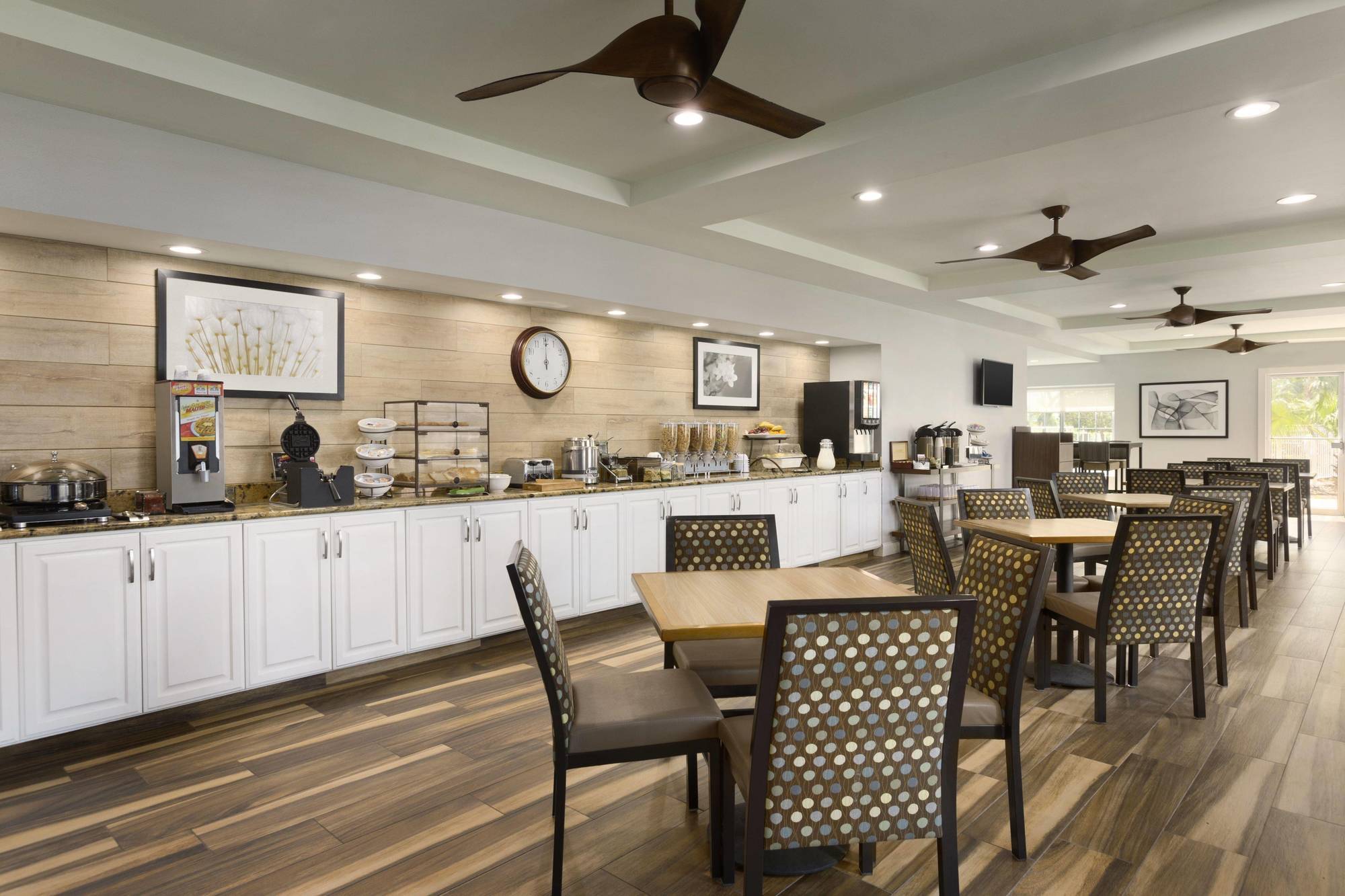 Surestay Plus Hotel By Best Western Vero Beach Extérieur photo